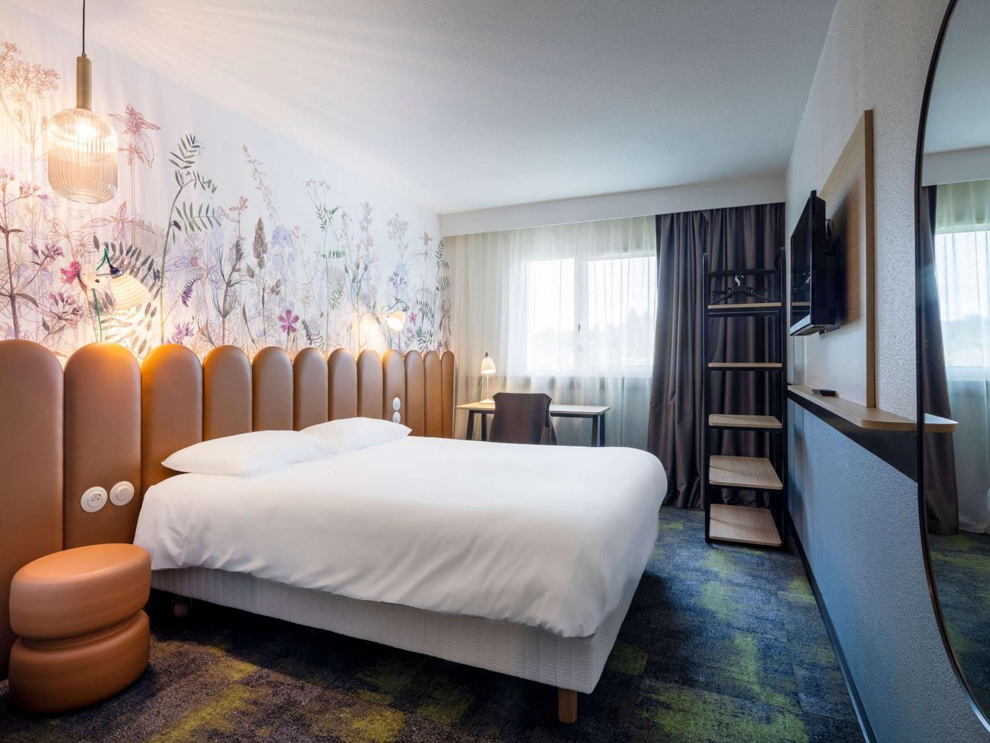 Hotel Ibis Styles Centre Bretagne 3*