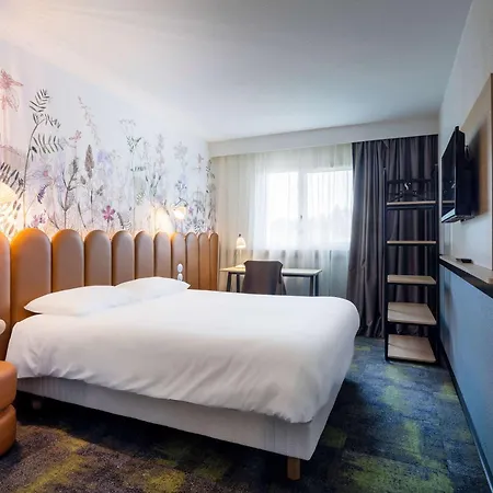 Hotel Ibis Styles Pontivy Centre Bretagne Exterior foto
