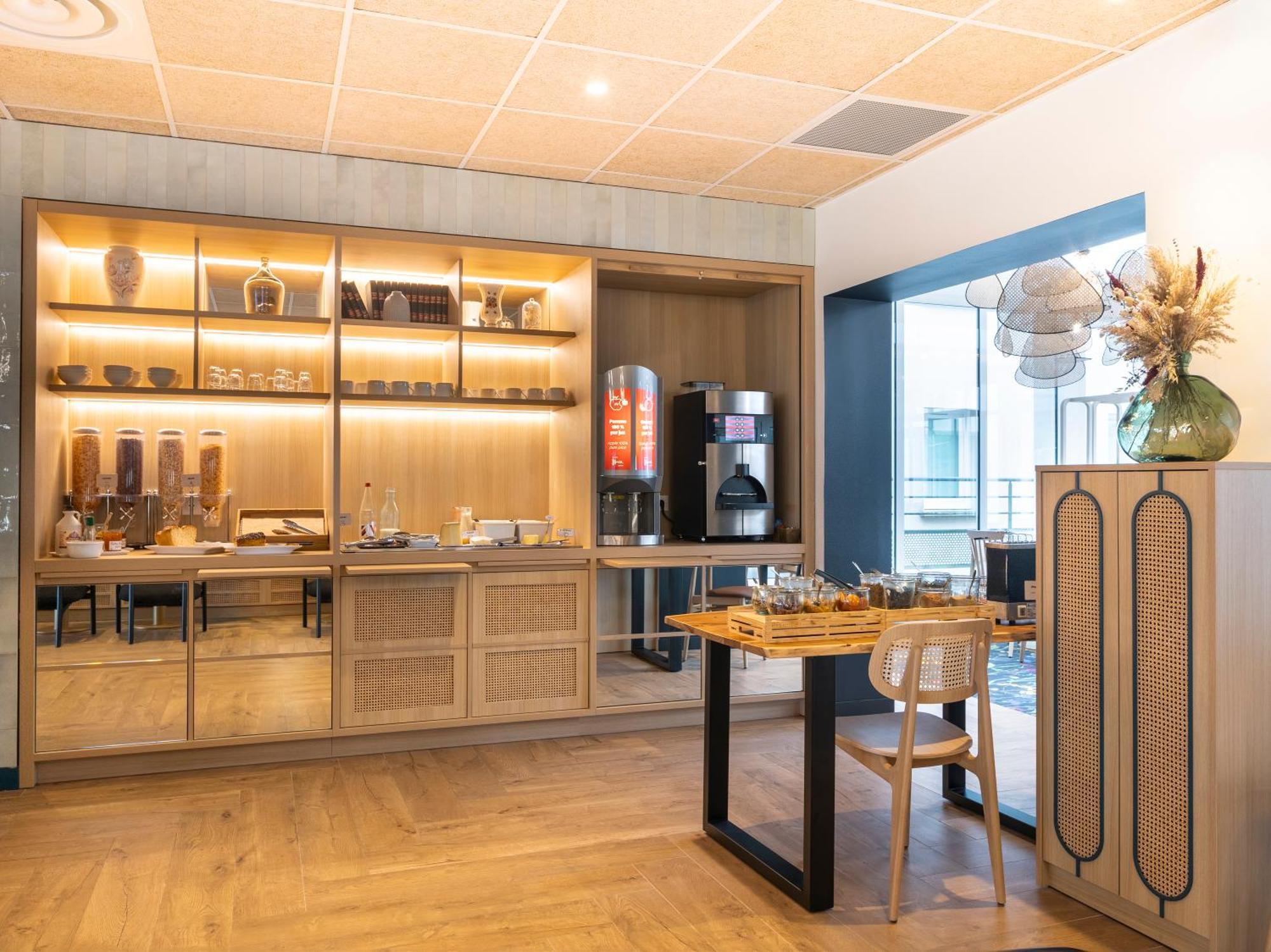 Ibis Styles Centre Bretagne 3*