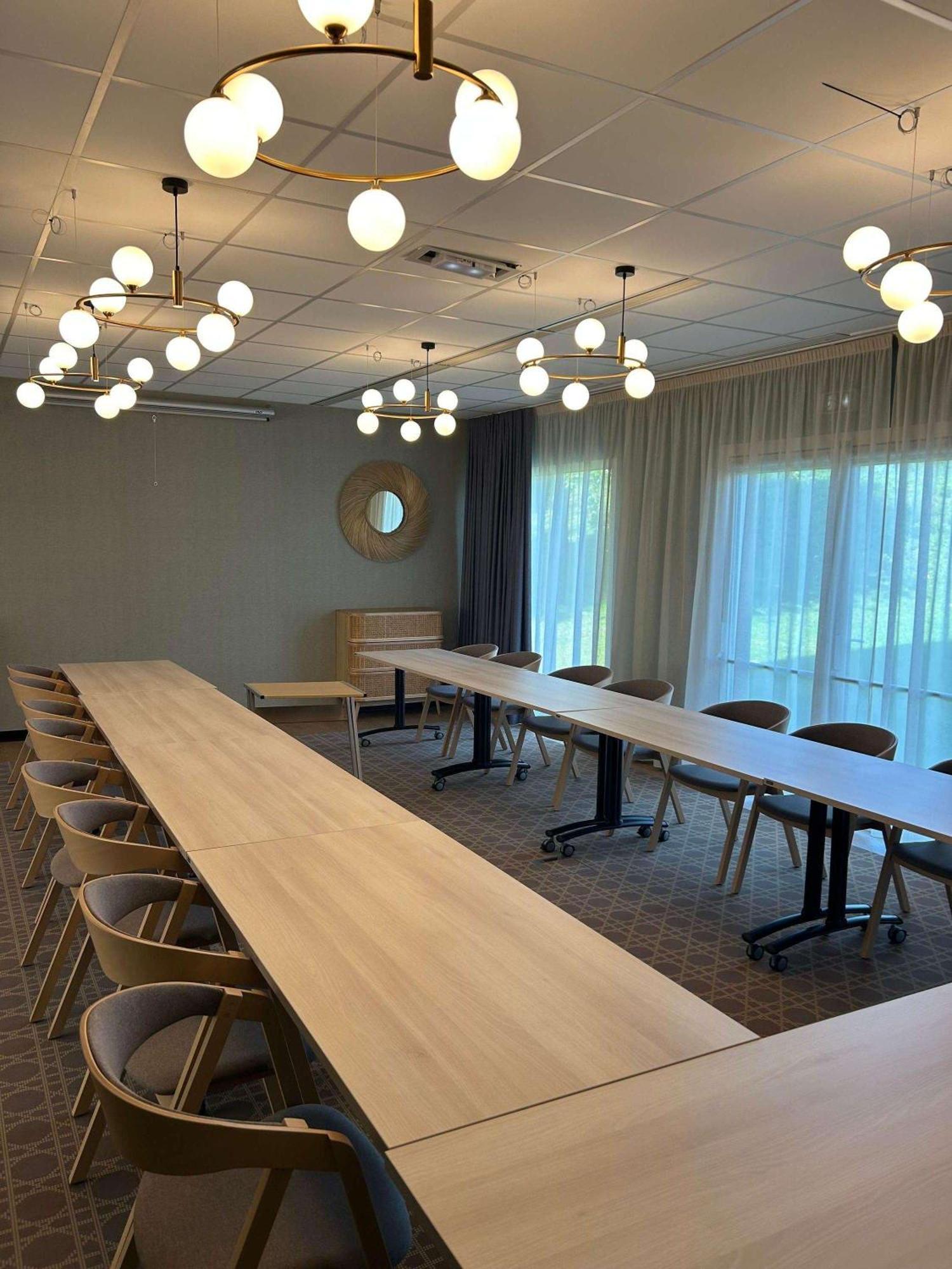 Ibis Styles Centre Bretagne 3*